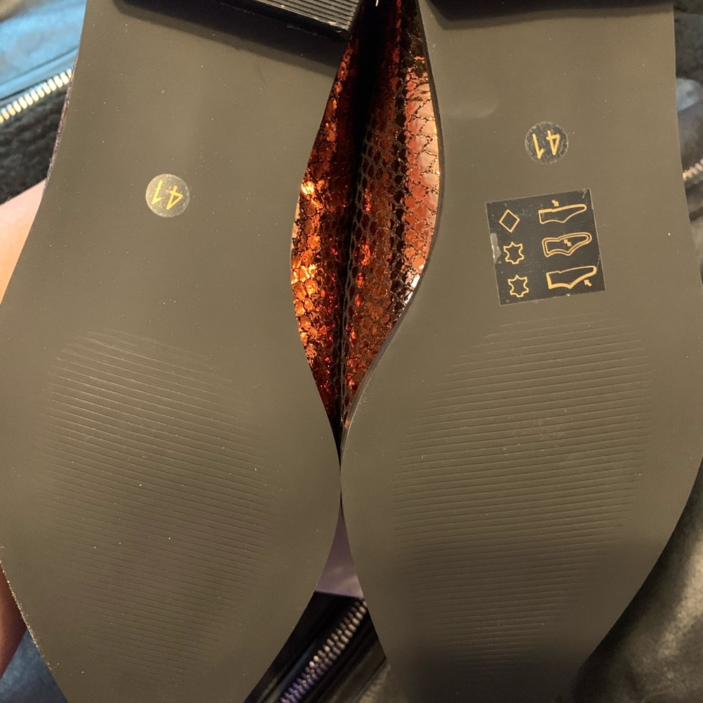 Shellys London Slides - Picture 3 of 4